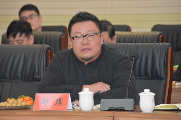 8.各管理技术骨干为公司发展建言献策.jpg